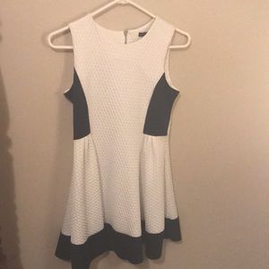 A white and navy dress size 16 only been warm a few times and in great shape
